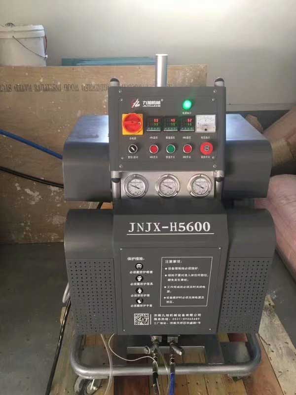 濟南聚脲噴涂機(圖2) H5600液壓濟南聚脲噴涂機