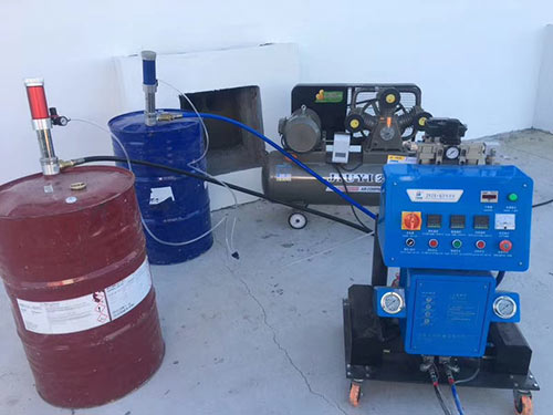 小型聚氨酯灌注發(fā)泡機(jī)器 多少錢(qián)(圖2) Q2600D小型聚氨酯灌注發(fā)泡機(jī)器